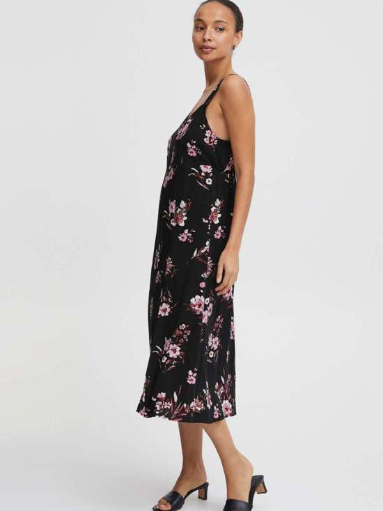 бордо узорчатый