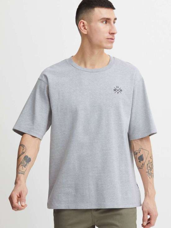 серый узорчатый