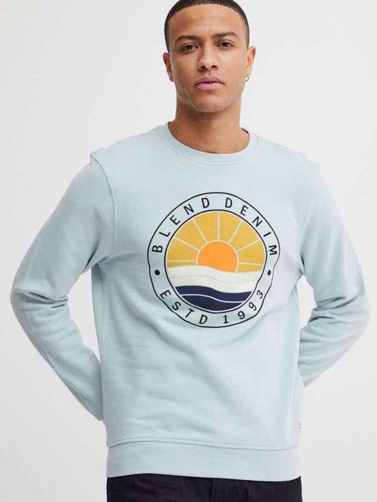 синий узорчатый