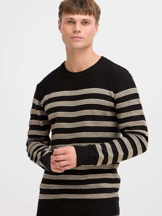 черный в полоску