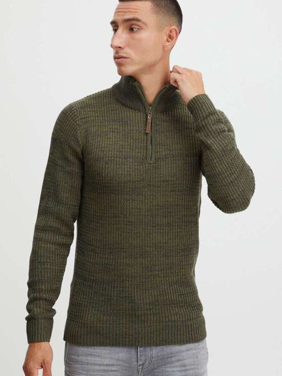 зеленый узорчатый