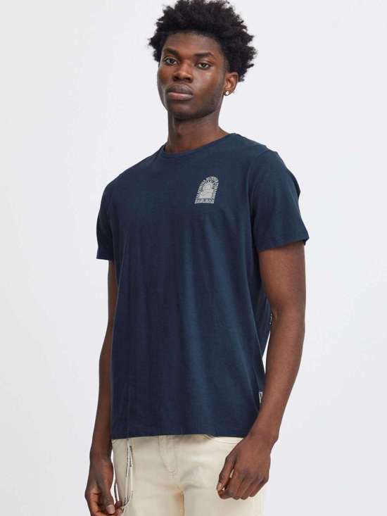 синий разноцветный