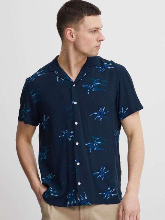 синий узорчатый