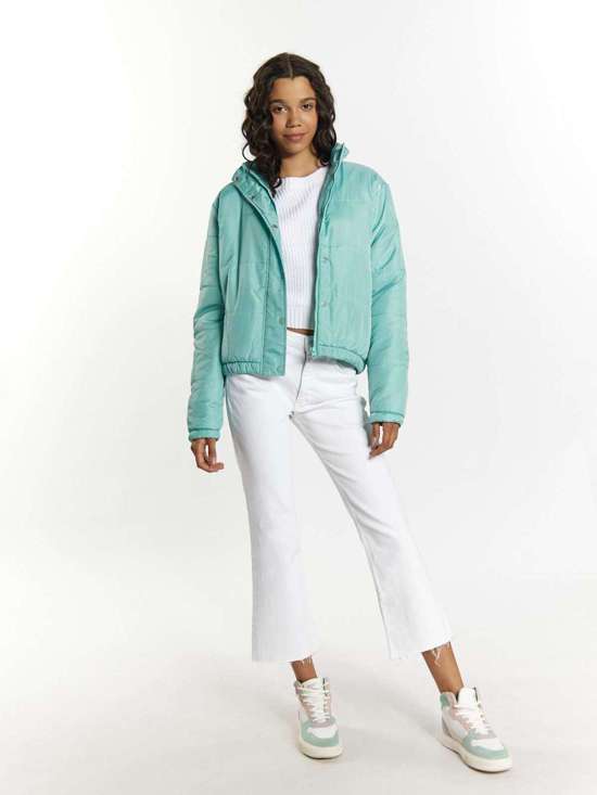 Легкая утепленная куртка-блузон