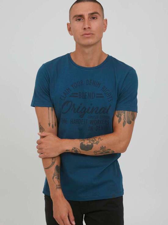 синий разноцветный