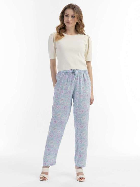 бирюзовый узорчатый