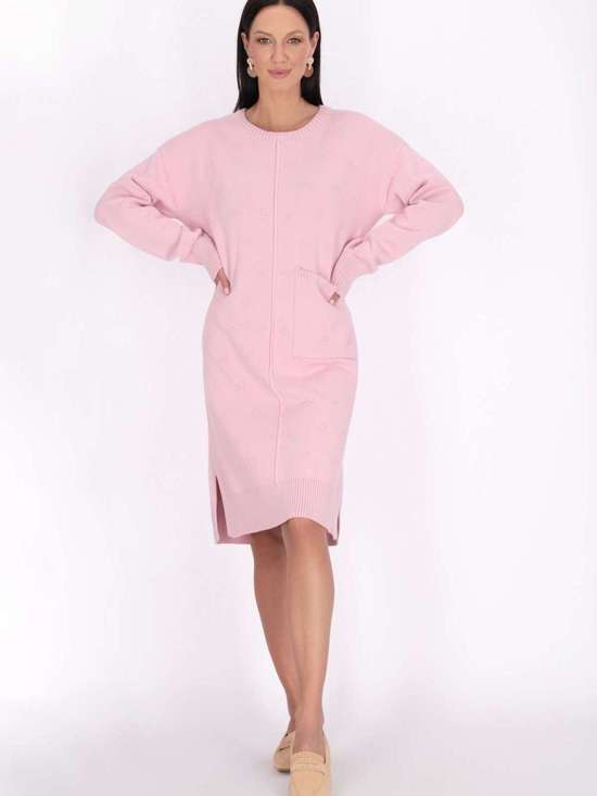 розовый в горошек