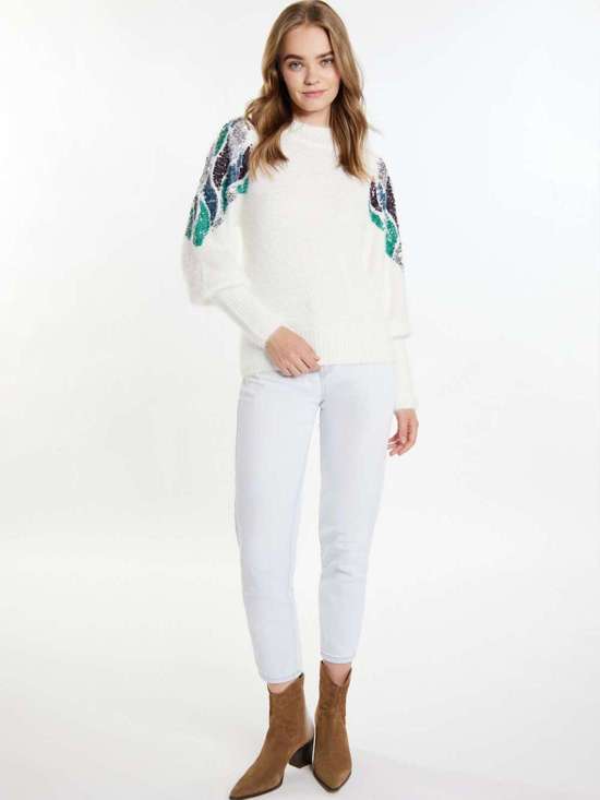 экрю узорчатый