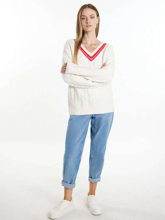 красный в полоску