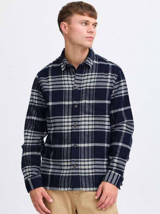 синий клетчатый