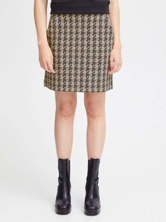 бежевый клетчатый