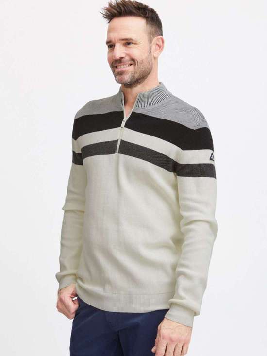 белый в полоску