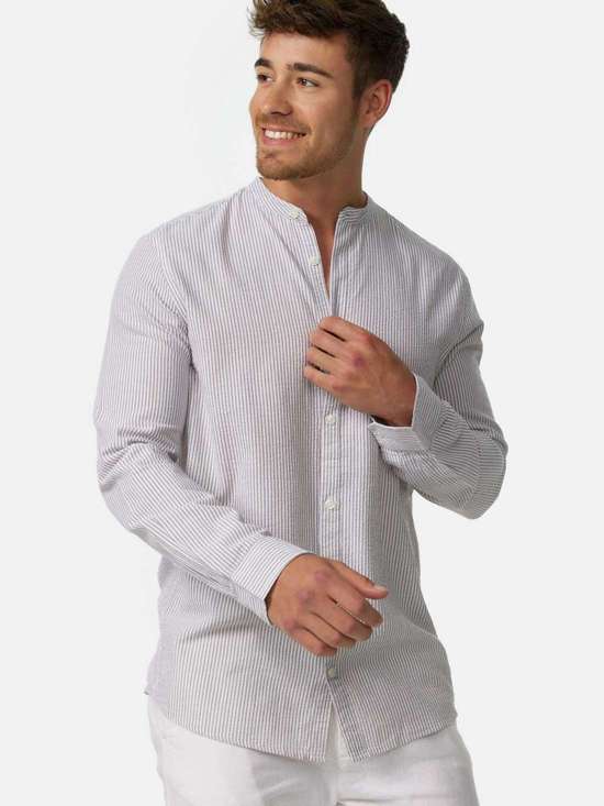 бежевый в полоску