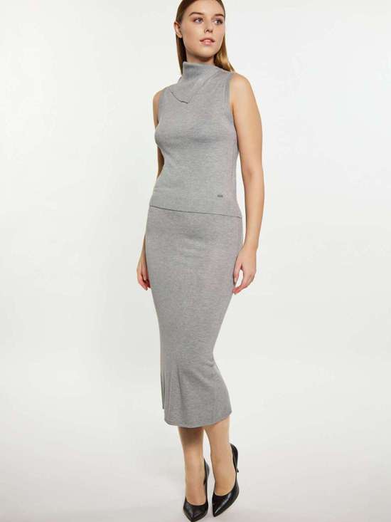 светло-серый