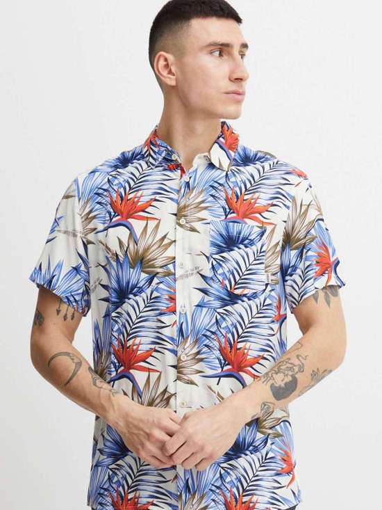 бежевый пестрый