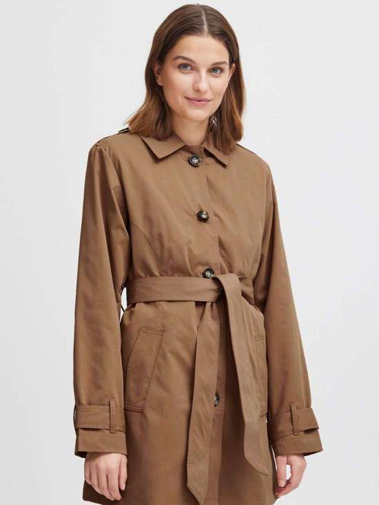 коричневый