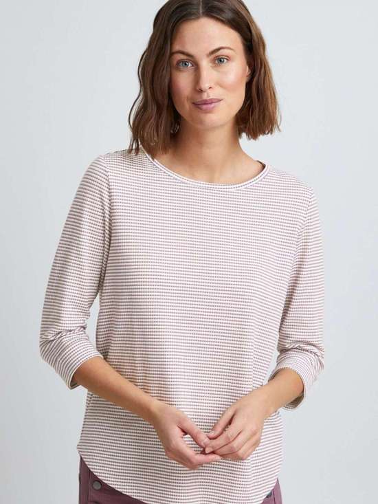 лиловый узорчатый