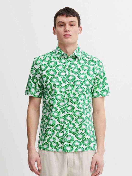 зеленый узорчатый