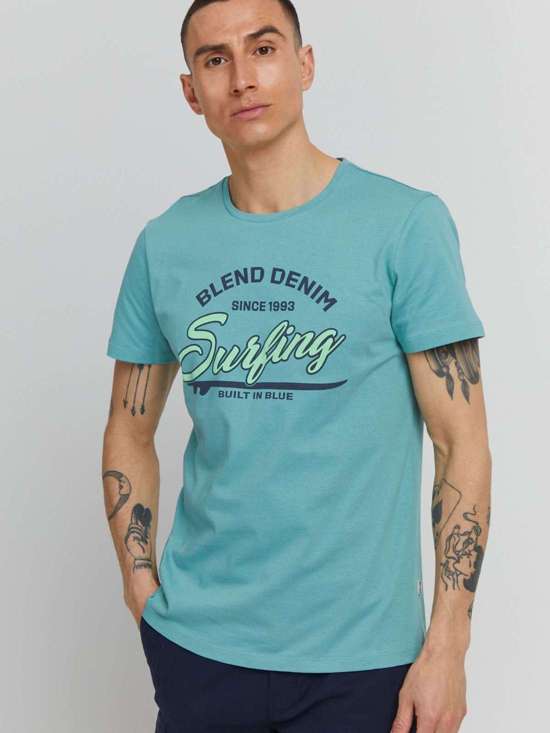 синий разноцветный