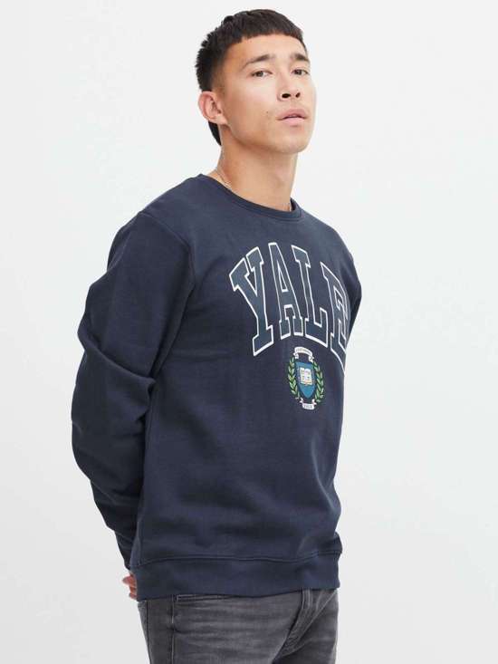 синий разноцветный