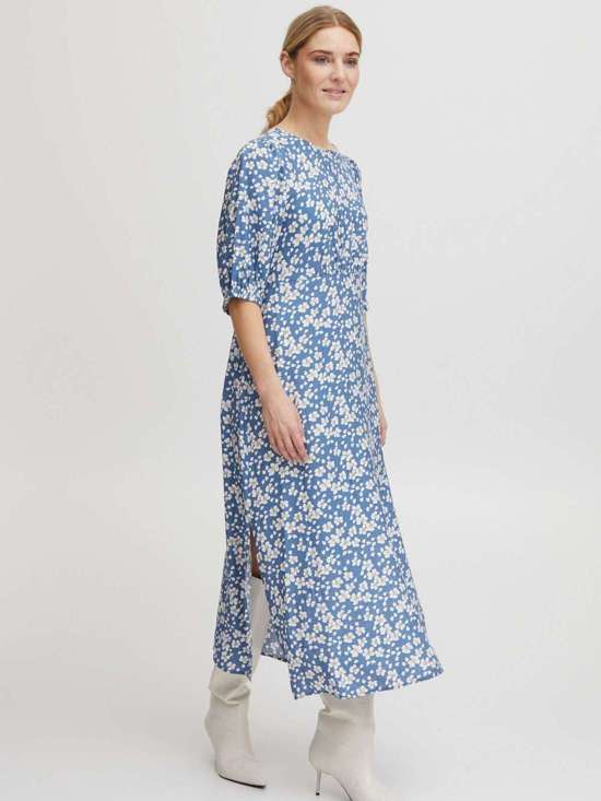 белый узорчатый