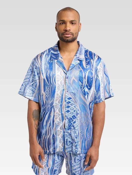 синий узорчатый