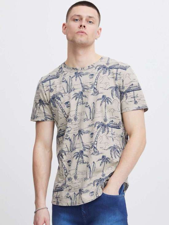 бежевый пестрый