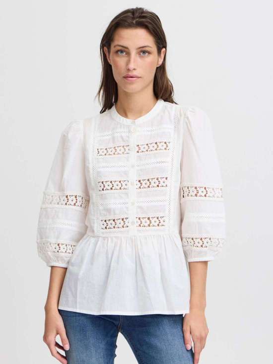 белый узорчатый