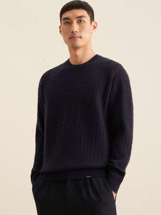 синий узорчатый