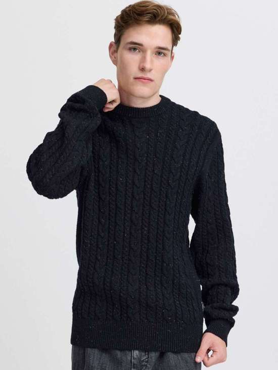 синий узорчатый