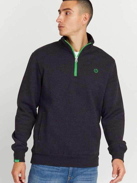 серый пестрый