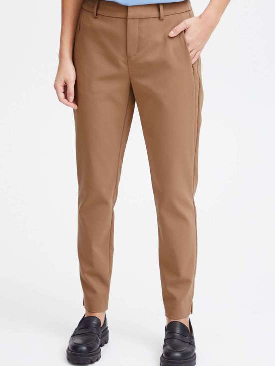 коричневый