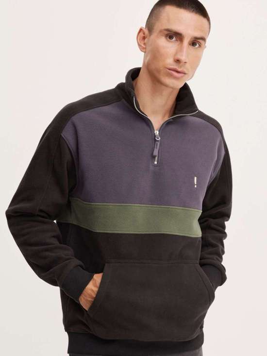 черный в полоску