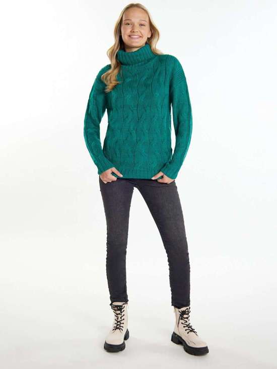 зеленый узорчатый