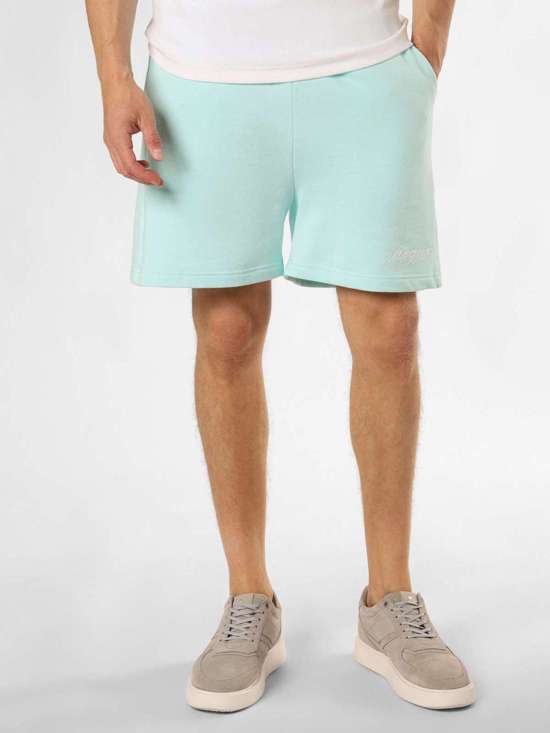 Спортивные шорты