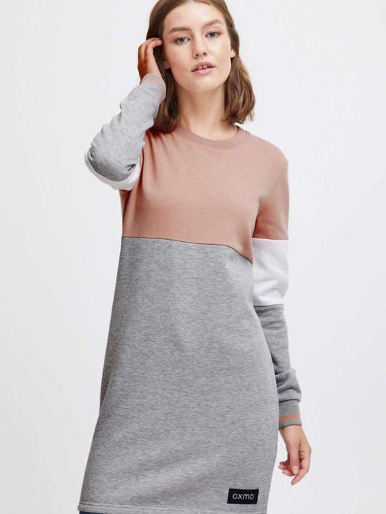 розовый узорчатый