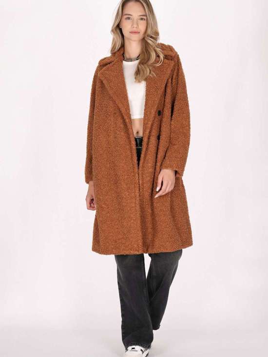 коричневый