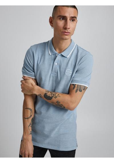 синий