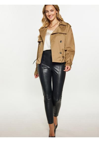 коричневый