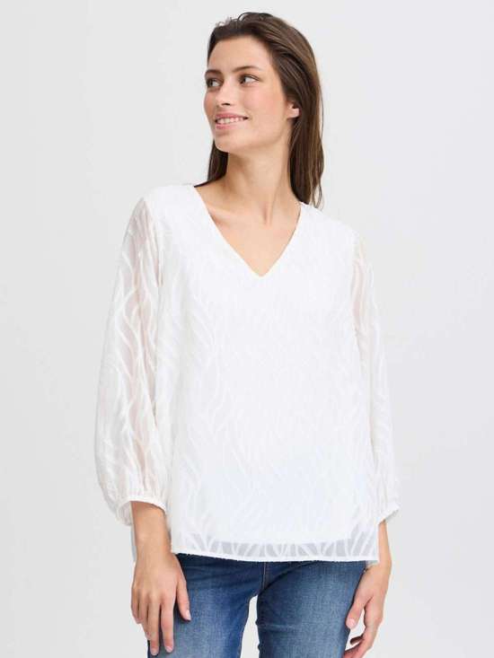 белый узорчатый