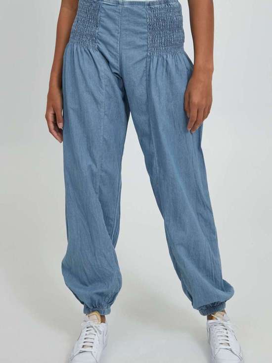 светло-синий