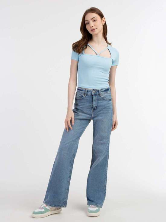 светло-синий