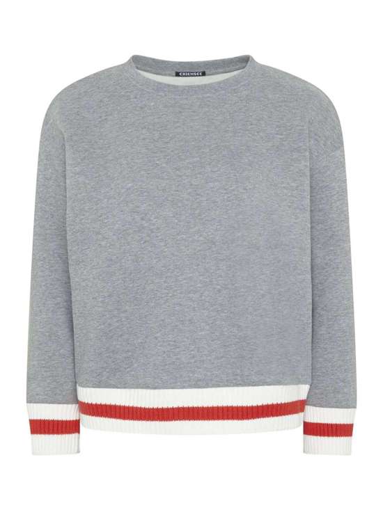 серый узорчатый