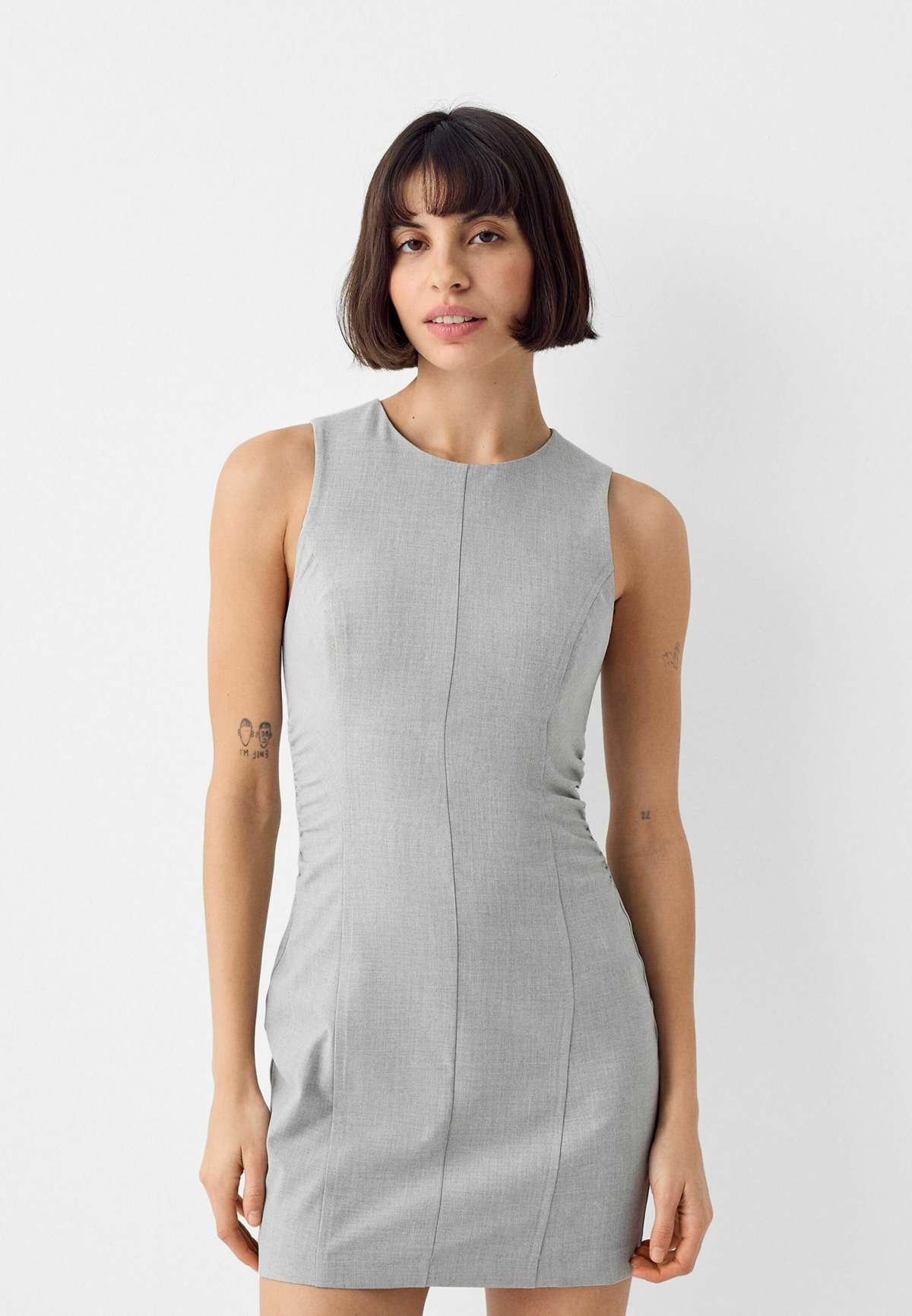 Платье-футляр SLEEVELESS TAILORED FITTED