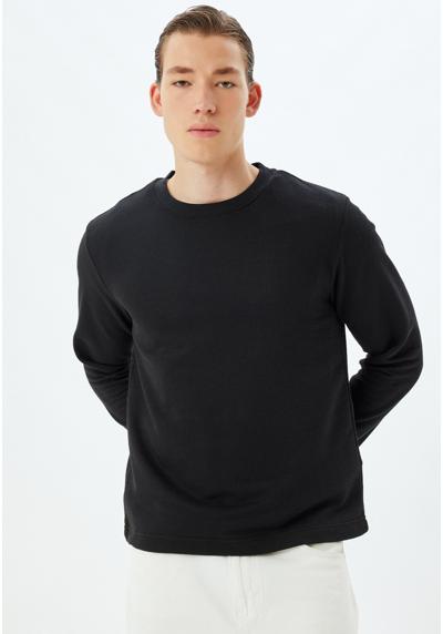 Пуловер CREW NECK