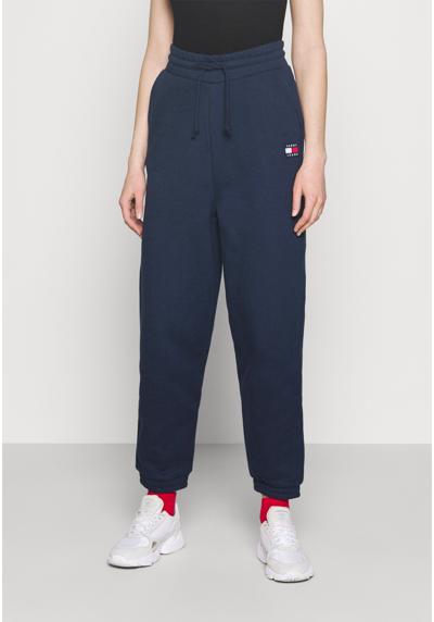 Брюки RELAXED BADGE PANT