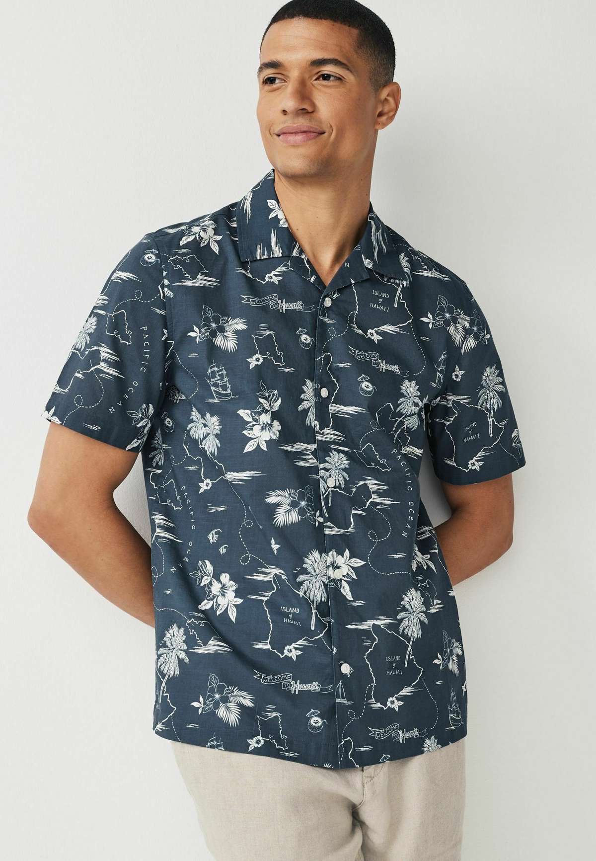 Джинсы FLORAL SHORT SLEEVE