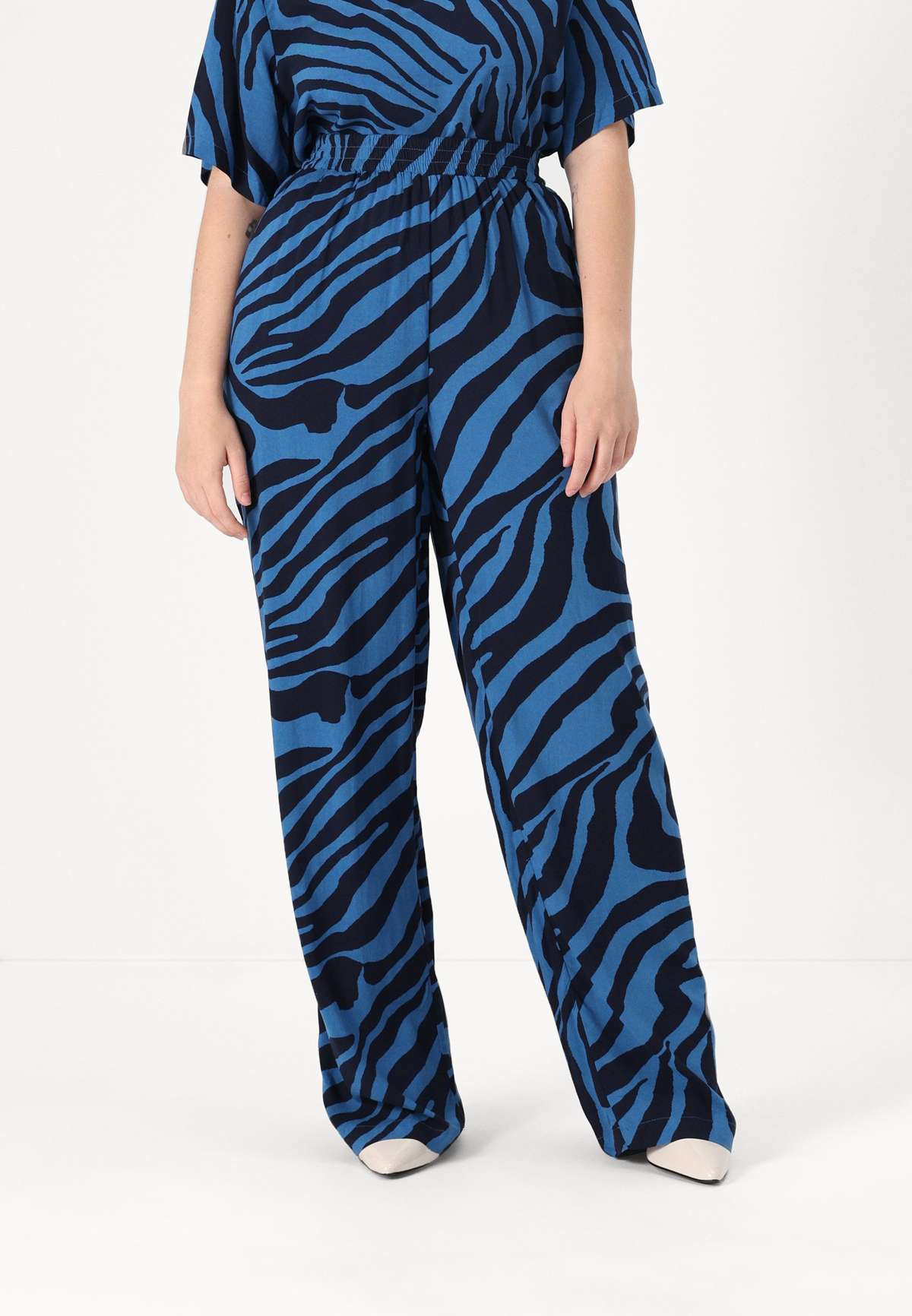 Брюки CARZALIKA LIFE WIDE PANTS