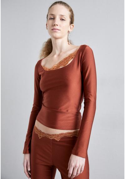 Кофта WIDE NECK LONG SLEEVE FITTED WITH TRIM WIDE NECK LONG SLEEVE FITTED WITH TRIM