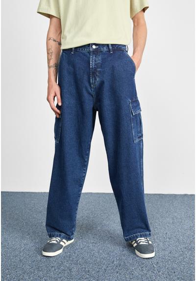 Джинсы BIG WIG CARGO DENIM PANT